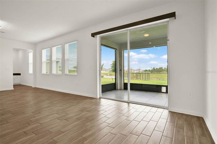 Image No.14-5 Bed House for sale