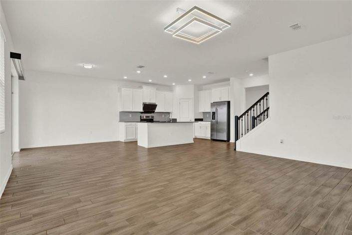 Image No.15-5 Bed House for sale