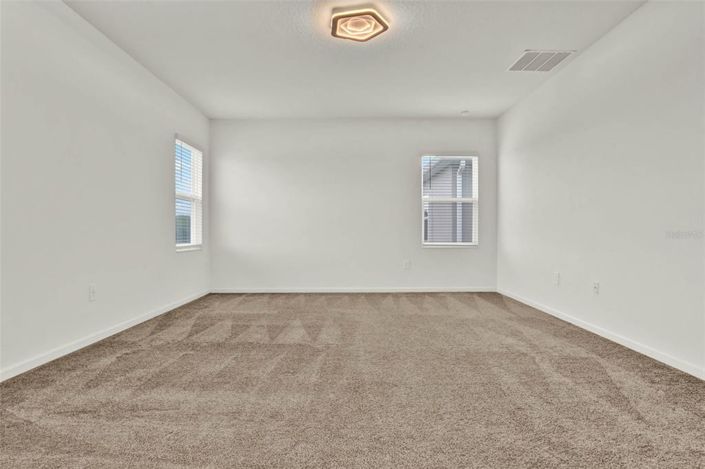 Image No.33-5 Bed House for sale