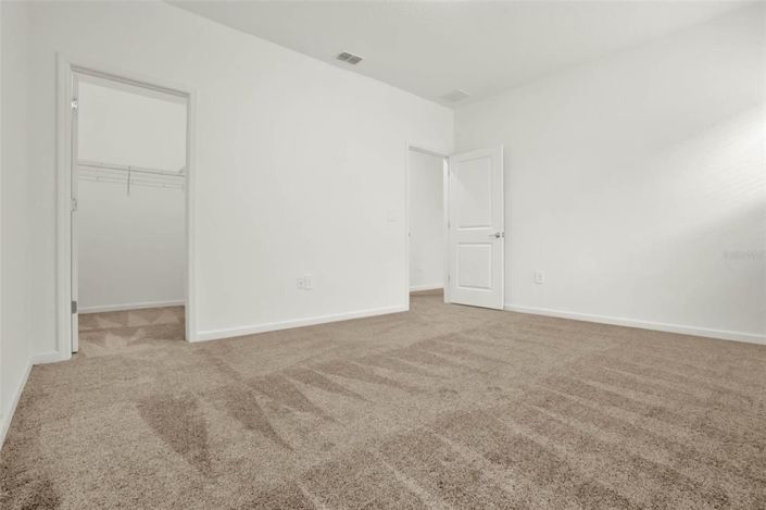 Image No.40-5 Bed House for sale