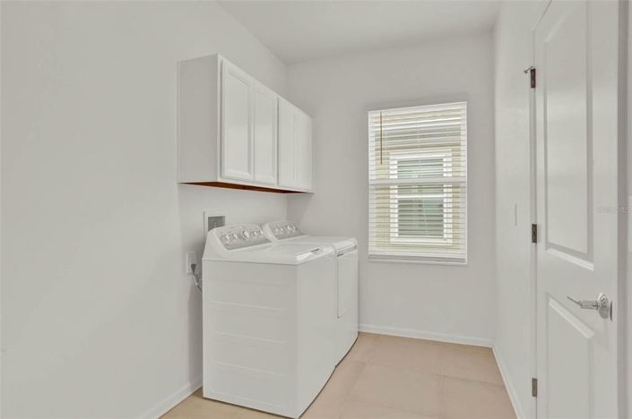 Image No.43-5 Bed House for sale