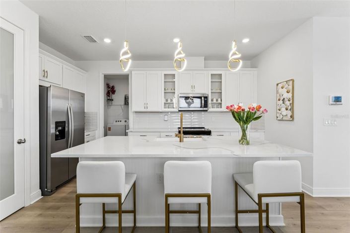 Image No.7-4 Bed House for sale