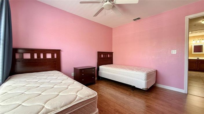 Image No.25-4 Bed Apartment for sale