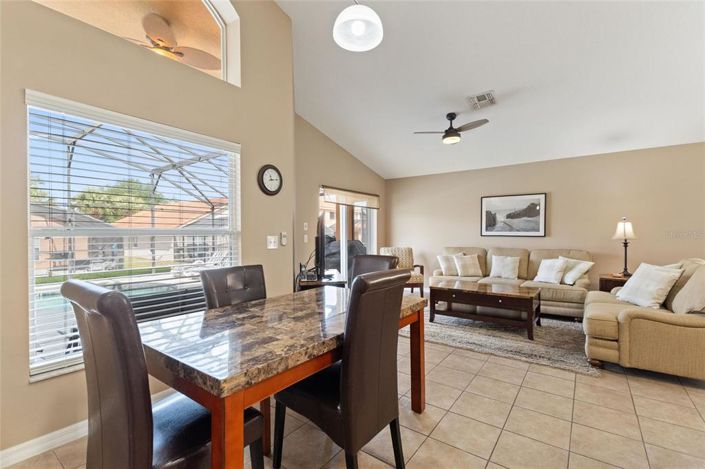 Image No.12-4 Bed House for sale