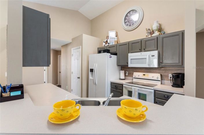 Image No.13-4 Bed House for sale