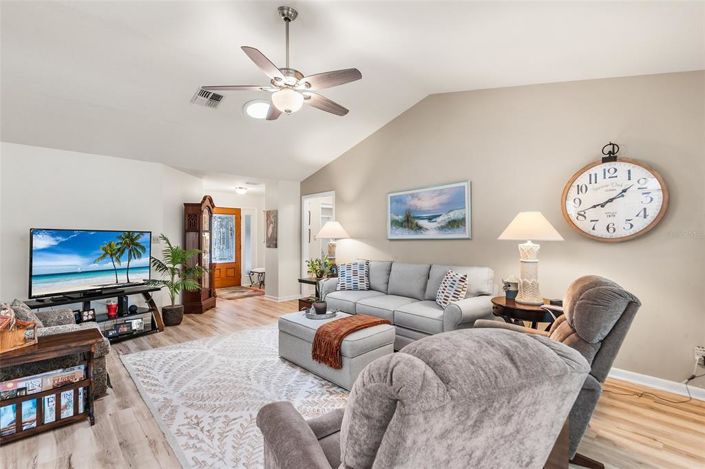 Image No.12-Maison de 2 chambres à vendre à Saint John