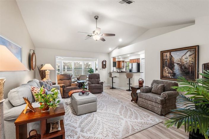 Image No.4-Maison de 2 chambres à vendre à Saint John