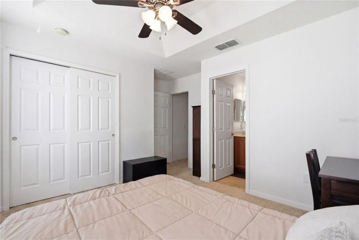 Image No.25-3 Bed Townhouse for sale