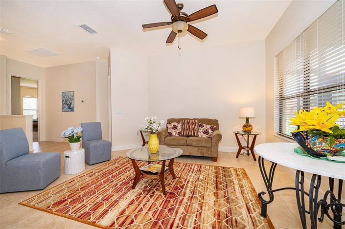 Image No.2-2 Bed House for sale