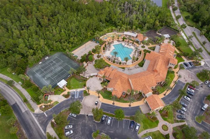 Image No.5-2 Bed House for sale