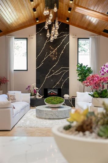 Image No.18-4 Bed House for sale