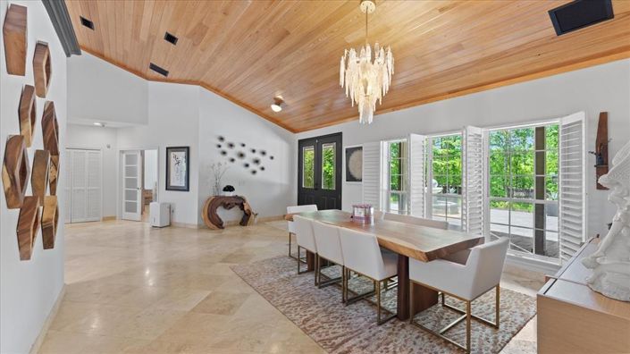 Image No.56-4 Bed House for sale