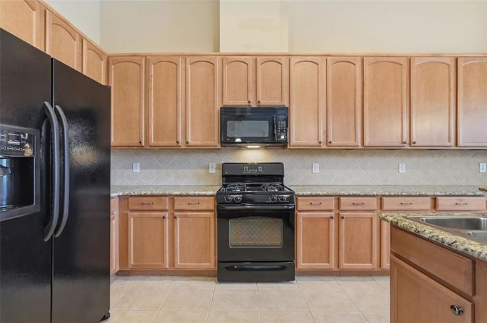 Image No.12-4 Bed House for sale