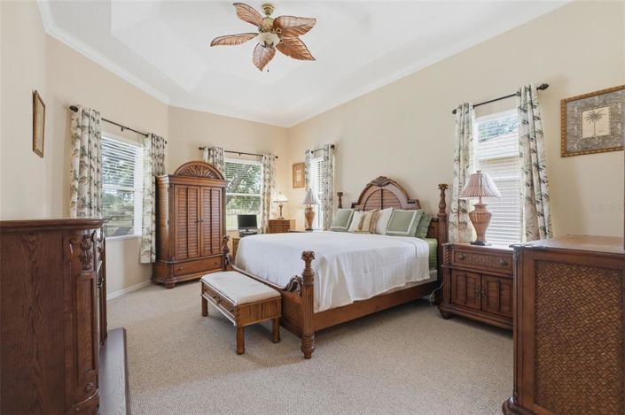 Image No.15-4 Bed House for sale