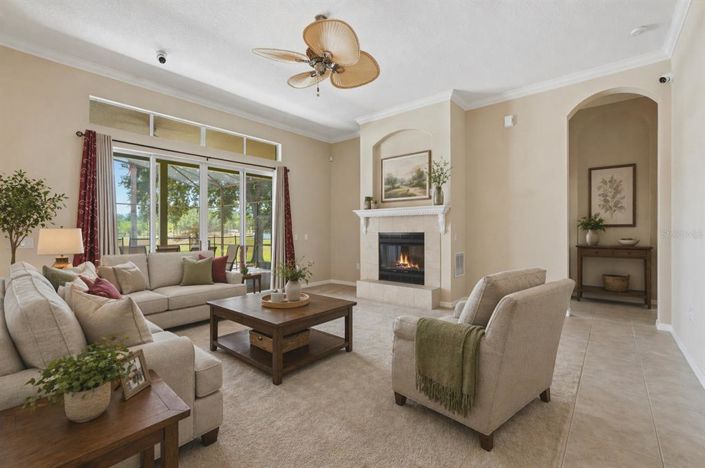 Image No.8-4 Bed House for sale