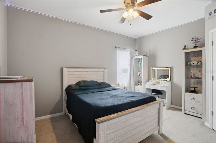 Image No.25-4 Bed House for sale