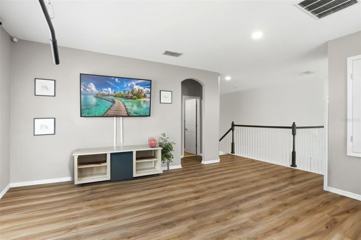 Image No.27-4 Bed House for sale