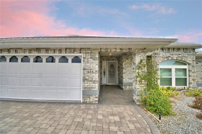 Image No.2-Maison de 2 chambres à vendre à Saint John