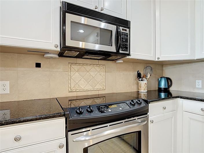 Image No.10-3 Bed Apartment for sale