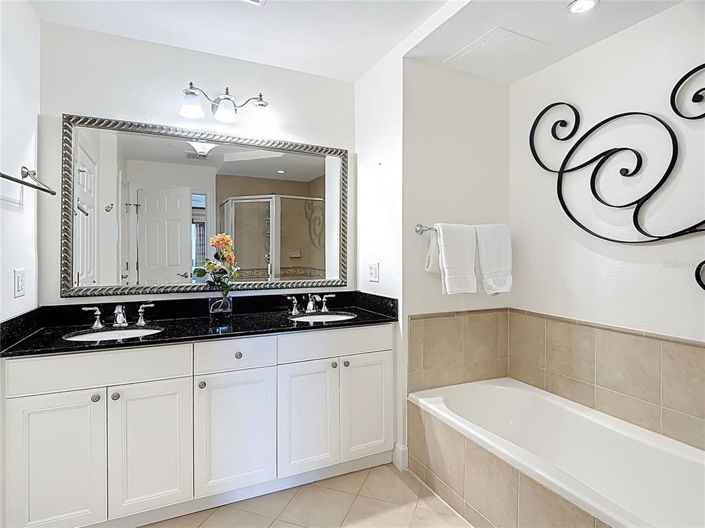 Image No.22-3 Bed Apartment for sale