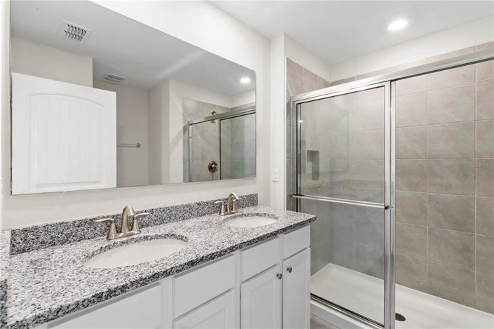 Image No.10-3 Bed Townhouse for sale