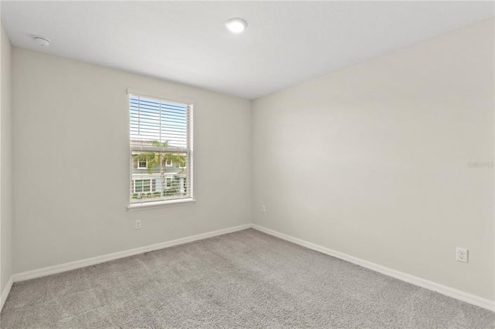 Image No.11-3 Bed Townhouse for sale