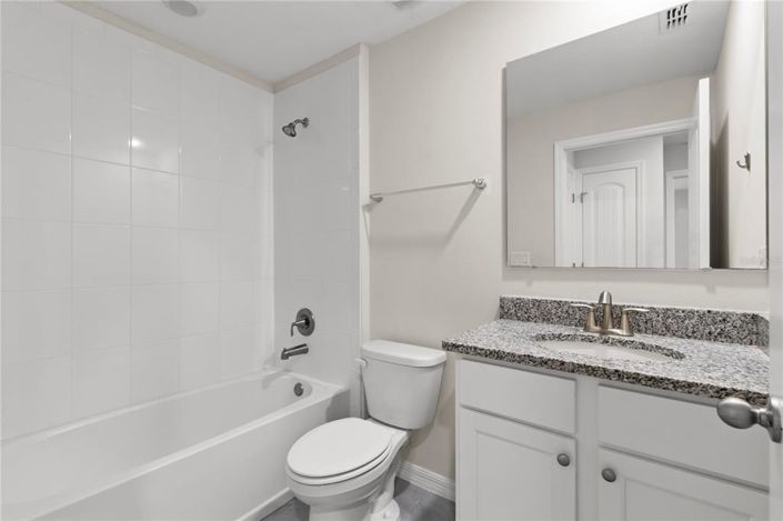 Image No.13-3 Bed Townhouse for sale