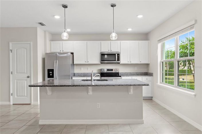 Image No.3-3 Bed Townhouse for sale