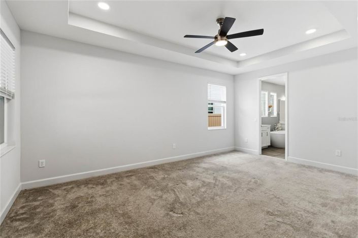 Image No.17-5 Bed House for sale