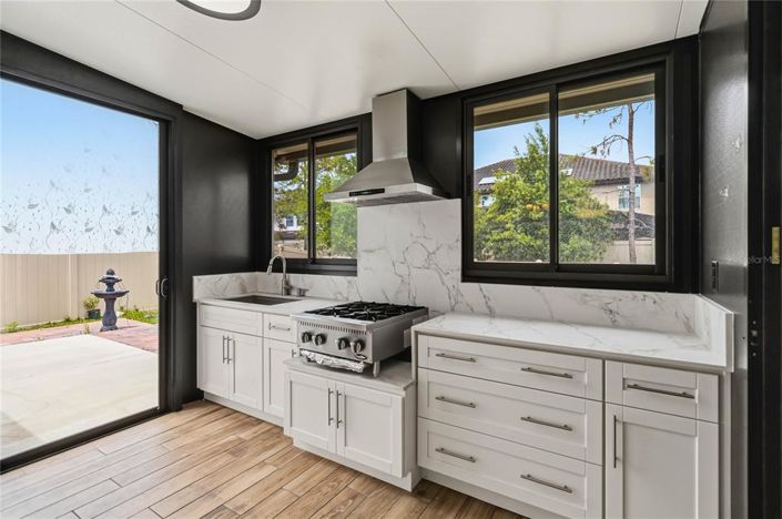 Image No.33-5 Bed House for sale