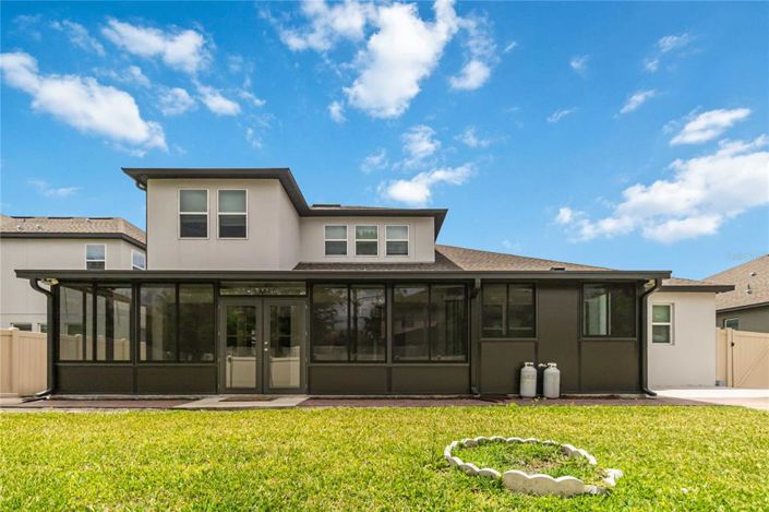 Image No.42-5 Bed House for sale