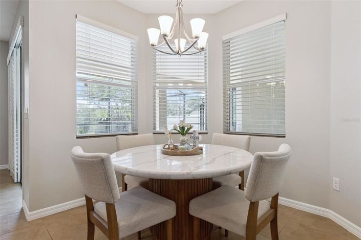 Image No.15-4 Bed House for sale