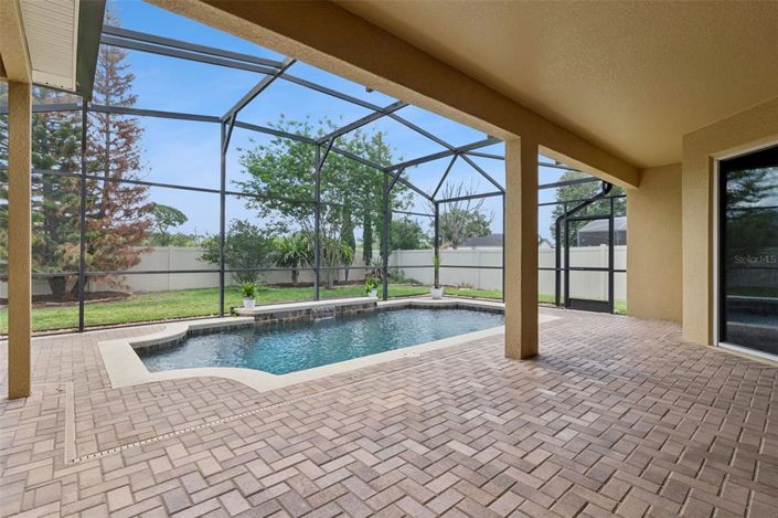 Image No.36-4 Bed House for sale