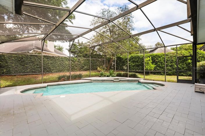 Image No.48-5 Bed House for sale