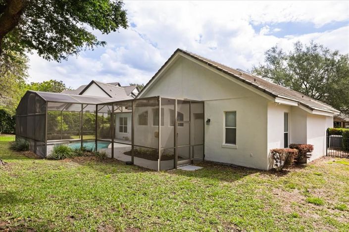 Image No.54-5 Bed House for sale