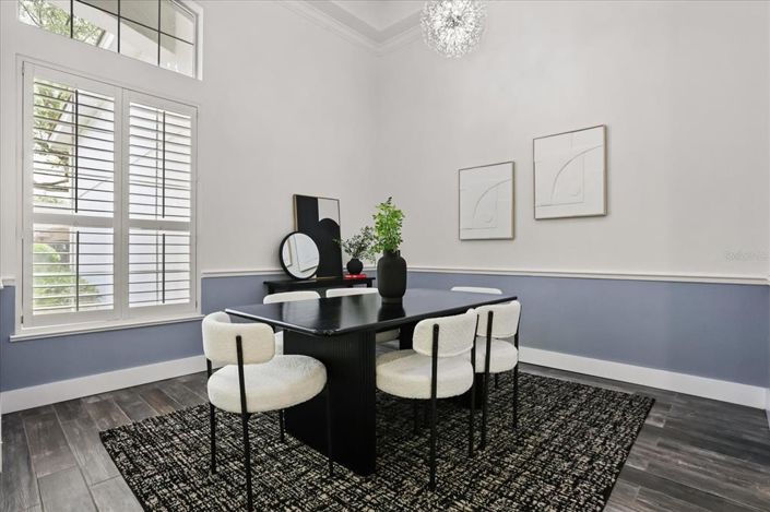 Image No.9-5 Bed House for sale