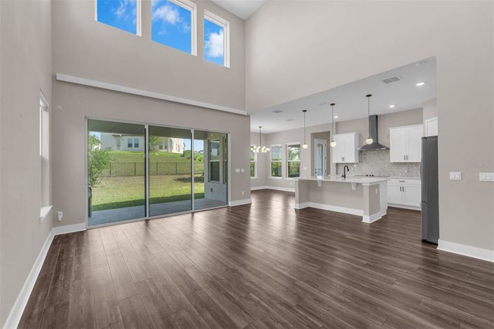 Image No.14-4 Bed House for sale