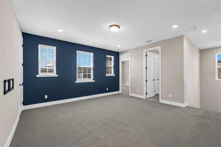 Image No.26-4 Bed House for sale