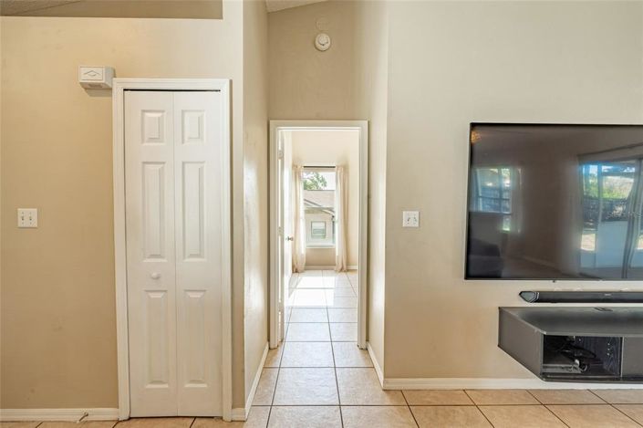 Image No.26-3 Bed House for sale