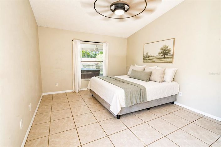 Image No.27-3 Bed House for sale