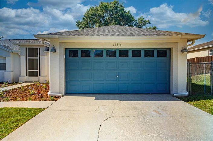 Image No.8-3 Bed House for sale