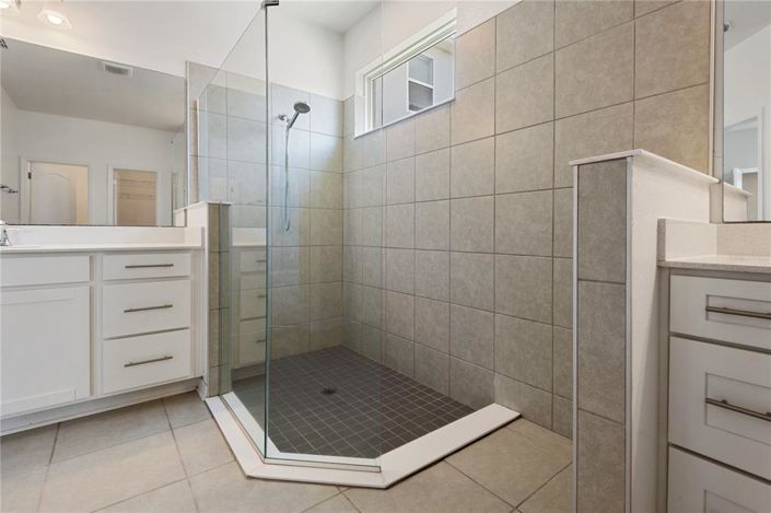 Image No.22-4 Bed House for sale