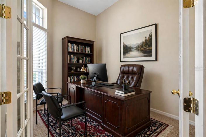 Image No.10-4 Bed House for sale