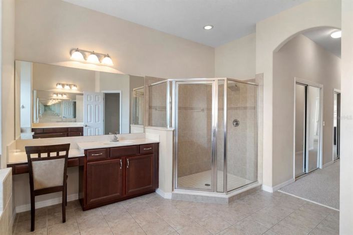 Image No.15-4 Bed House for sale