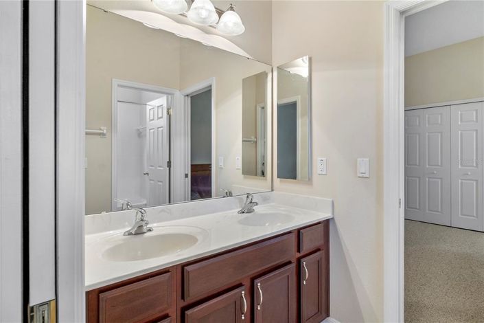 Image No.26-4 Bed House for sale