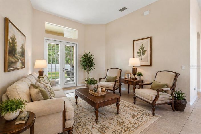 Image No.9-4 Bed House for sale