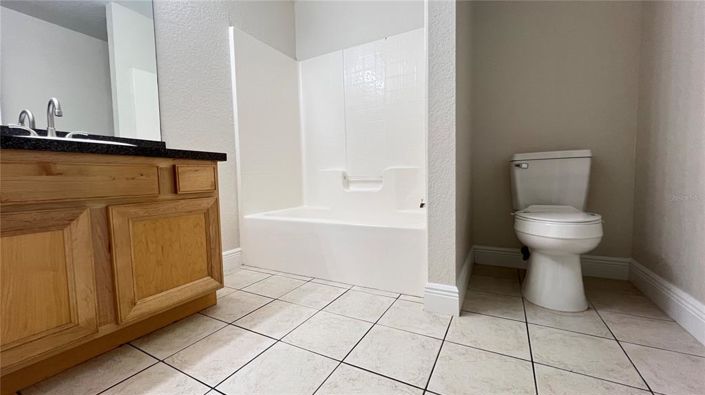 Image No.17-5 Bed House for sale