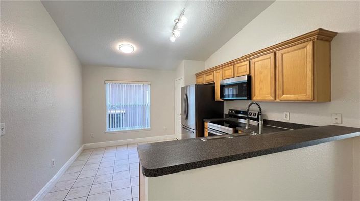 Image No.9-5 Bed House for sale