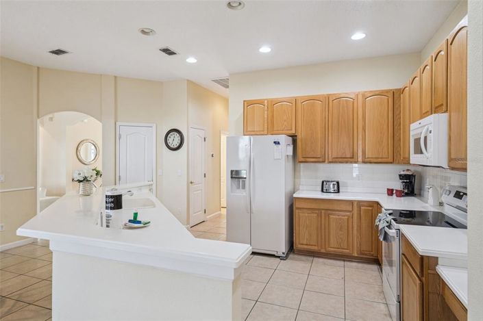 Image No.11-5 Bed House for sale