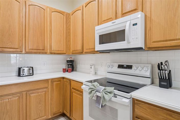 Image No.12-5 Bed House for sale